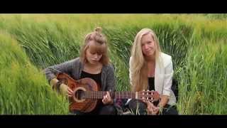 MAY AND JUNE / Anouk & Yora - 'Like a bird'