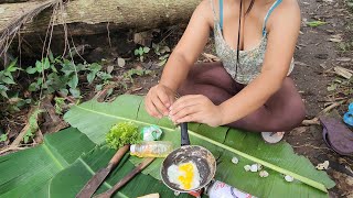 Download lagu Survival in the forest! Cooking natural products in the forest mp3