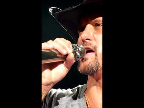 Thumbnail for Tim McGraw Live like you were Dying! BEST VIDEO EVER! RARE FOOTAGE!  DARIEN LAKE  6-25-11 by Tim McGraw