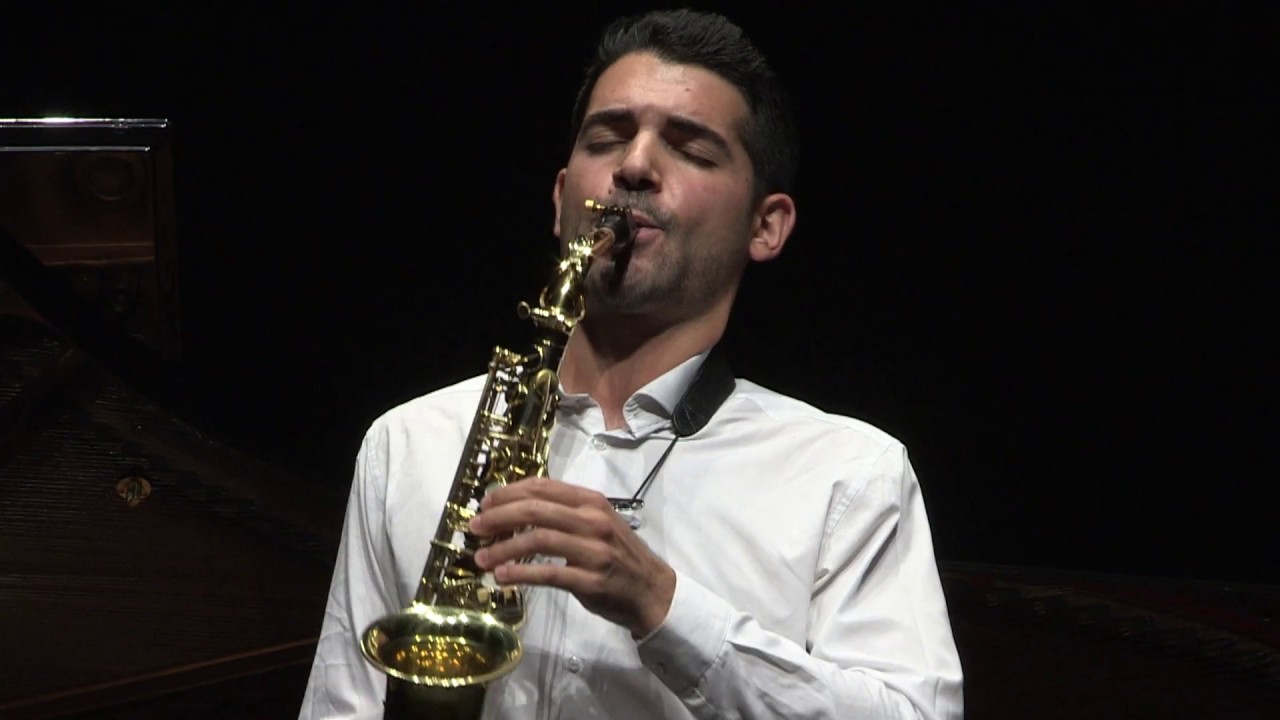 Manu BrazoES Doctor Gradus Artist Management & Records