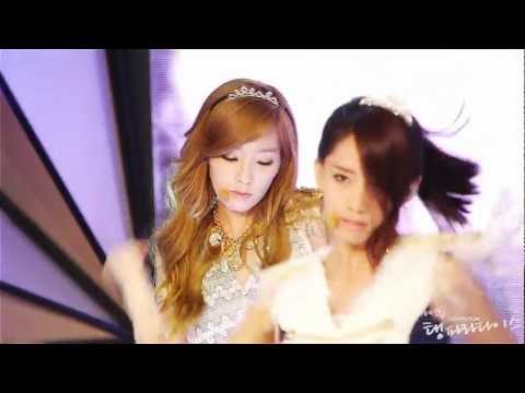 111103 Fancam Taeyeon The Boys Preview @ Mnet Style Icon Awards