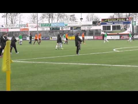 25 jan 2014 Westlandia A1 - VV De Meern A1 com 1-1 aangekomen in Naaldwijk, wedstrijd net afgelopen