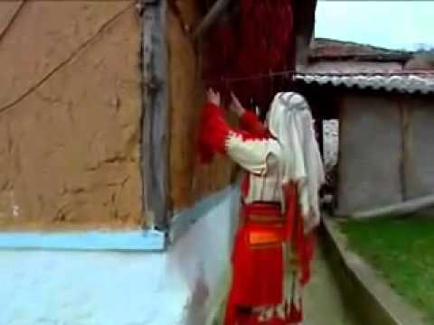 Смилево: Фотосесија на Смилевска невеста (мијачка, невестинска носија )