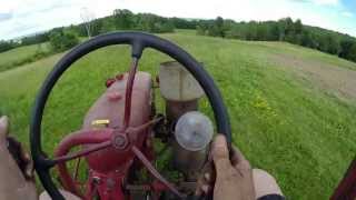 preview picture of video 'Farmall Cub 1955 - Planting Sweet Corn'