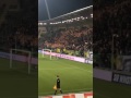 Sfeertje bij ADO Den Haag!! laat je tieten zien! Respect Legia ??