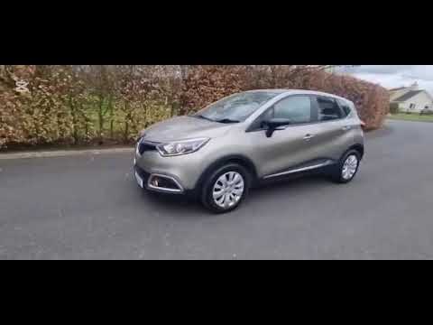 Renault Captur FINANCE ARRANGED * 0.9 EXPRESSION + - Image 2