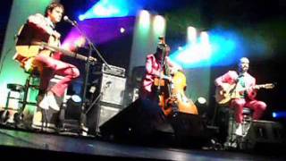 You Shook Me All Night Long (AC-DC) The Lost Fingers en Bogota