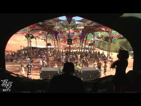 Dee Jay Yesca @ Mundo de Oz 10 anos - like BSTV