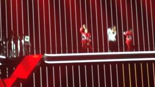 M Pokora - Avant nous