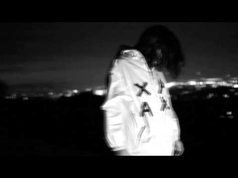 Elohim - Xanax (Official Music Video)