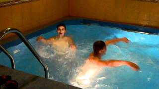 Tangablitzer Brennessel Strafe Erotik disco sex als strafe