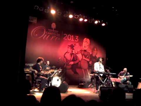 Quem Sabe Isso Quer Dizer Amor / O Sol -  Tom Chris e Pádua