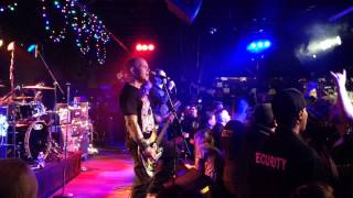 Bouncing Souls &quot;Lean On Sheena&quot; Home For The Holidays 2013 Day 1