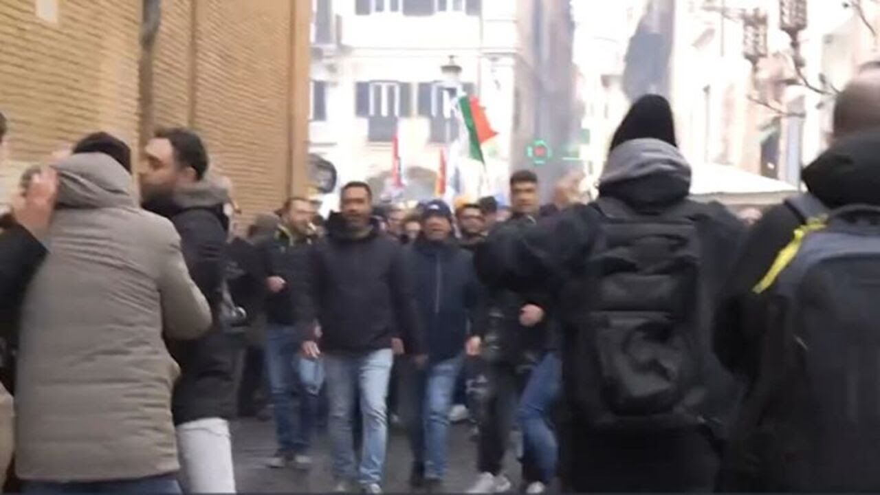 Tassisti a Roma, Hallissey: "Aggrediti alla manifestazione"