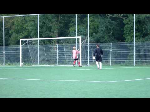 vvZwaluwen9 - MVV '27 7 (05-09-2009) Doelpunt2 Kevin