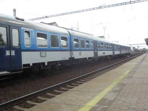 Příjezd+odjezd vlaku Os 4225 - Hodonín