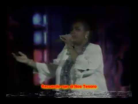 Suzy Pensando Riba Bo