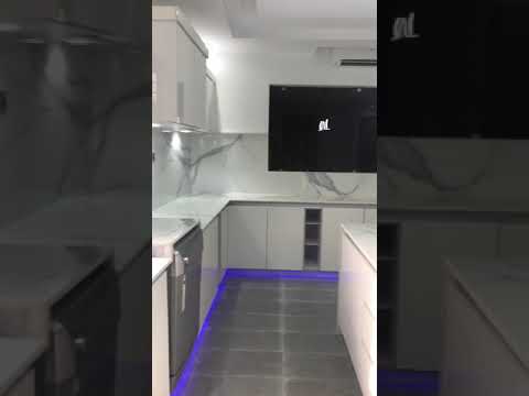 media video BEAUTY OF QUARTZ COUNTERTOPS