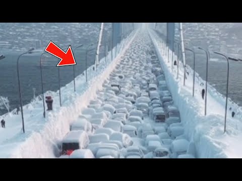 5 Minute Ago, Chaos in Turkey! Snowstorm Hits Bolu City: Vehicles skids, People Trapped