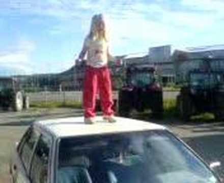 koffer kjøp trampolin t 2-3000, nårn har ein bil t 1500