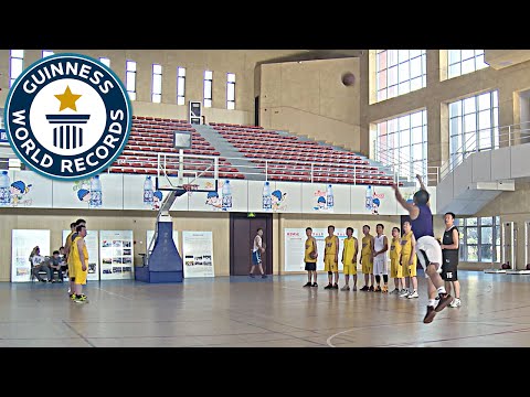 Most consecutive basketball half-court shots - Guinness World Records