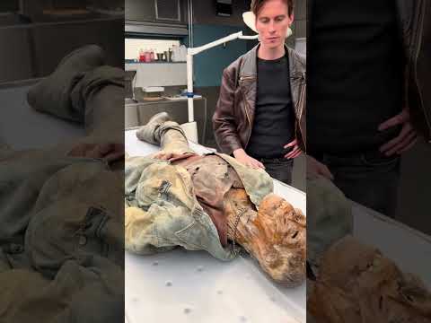 How they examine bodies in a MORGUE !