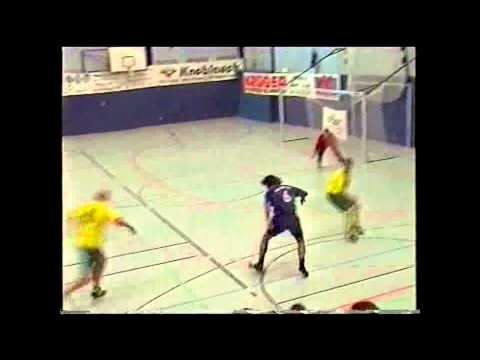 Halle 2005 TuS 84/10 – FC Karnap 07/27 Teil 1