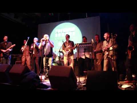 Mick Clare with The Nicks - Driving me mad