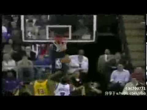 Ray Allen use Rajon Rondo's sign lay up