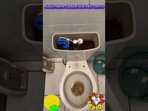 BOM DIA JUQUITIBA A CIDADE QUE DEU CERTO EU DISSE DEU CERTO BANHEIRO DA DESGRAÇA.