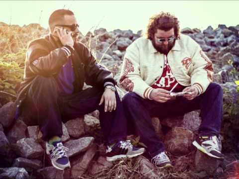 Eddy Smalls ft. MOB44 - Schüsse in die Luft FREETR