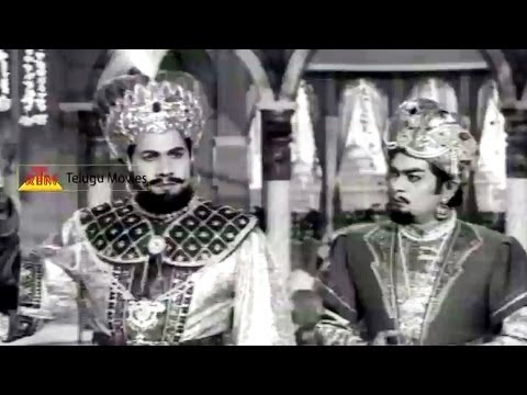 Bagdad Gajadonga Telugu Movie Scene - NT.Rama Rao, Jaya lalitha