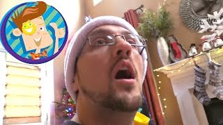 SANTA CAUGHT on CHRISTMAS w/ ELF! 🎅  FUNnel Vision X-Mas HAUL 2016 Presents + North Pole Snow Vlog)