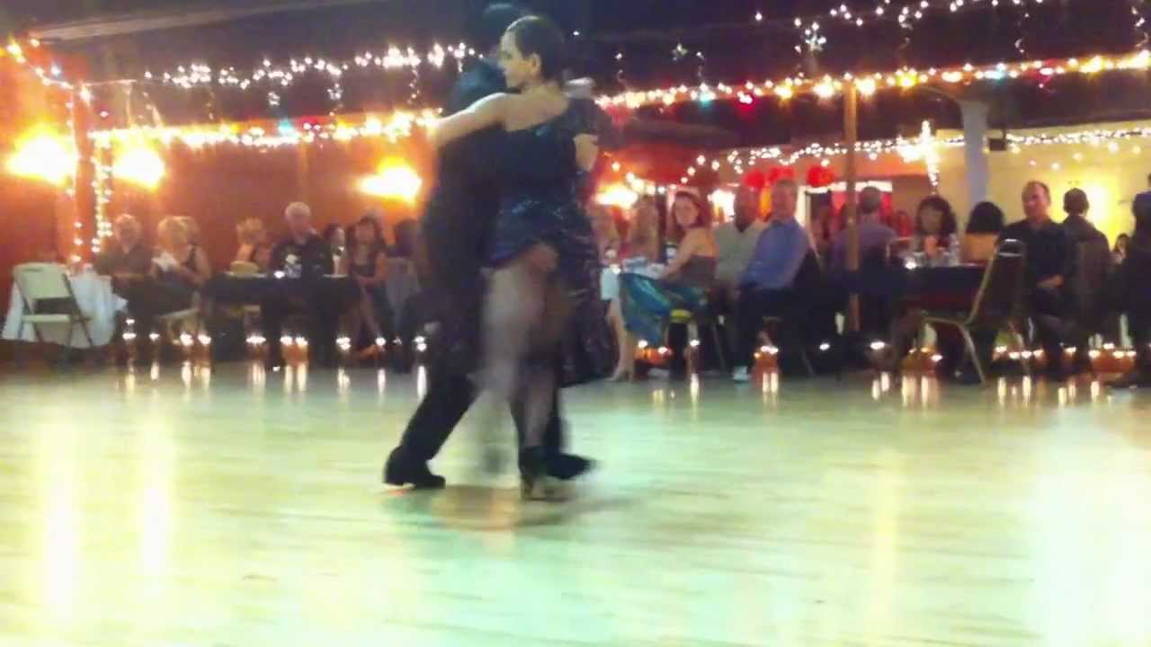 Esteban Moreno and Claudia Codega - Tango