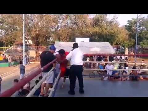 Harry Reyes vs Mario Mayorga,65 libras. Barrio Rigoberto L. Pérez 21 abril 2021.