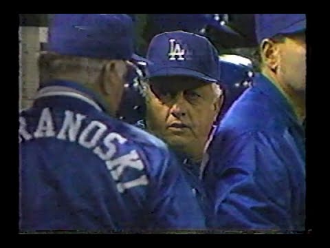 Los Angeles Dodgers at Oakland Athletics, 1988 World Series Game 4, October 19, 1988