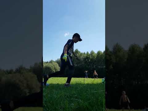 Les cousins germains qui joue au foot