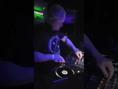 Toxwen Live at Bocca part 1