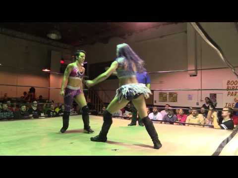 CHIKARA: Princess KimberLee & Heidi Lovelace slug it out! [Off The Hook]