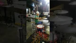 Download lagu Jojet Gersang X Wings bersama Leyrock  cover Mendung x Bererti Hujan mp3