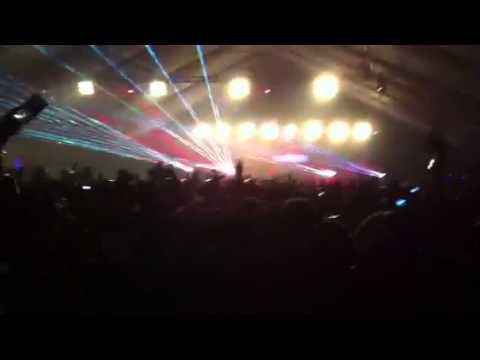 Arty & Mat Zo vs Alesso & Seb Ingrosso - Calling Rebound (Arty Live Mashup) @ Beyond 2012