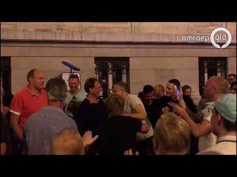Joost de Wit viert ook feest met de Vitesse-fans in Nice