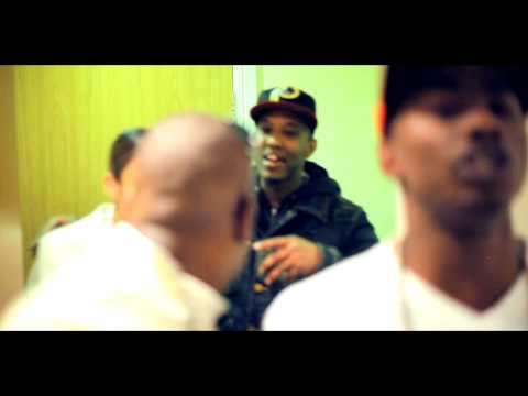 #TOXICTV - DVS & YUNG QUINCY - " BEHIND THE SCENE " [VIDEO BY @TVTOXIC] @TheRealDvs @DJQuincyuk
