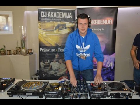 Dj Akademija 17 - Matija Lovrec & Pioneer 14.11.2015.