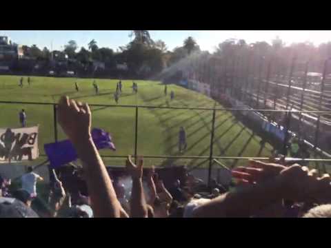 "Defensor hinchada en el Viera 2-3" Barra: La Banda Marley • Club: Defensor