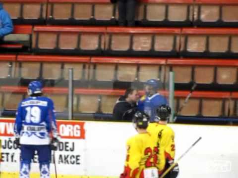 10.1.2010 - HC Junior Mělník - HK Kralupy B 6:3 [HQ]