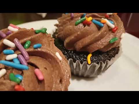 Sept 11 2022 12 13 pm est cupcakes tiny yummy kc3qe