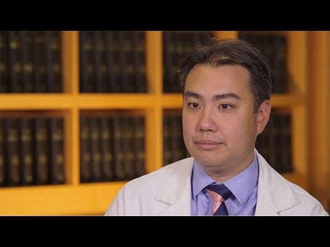 Meet Urologic Oncologist Dr. William Huang