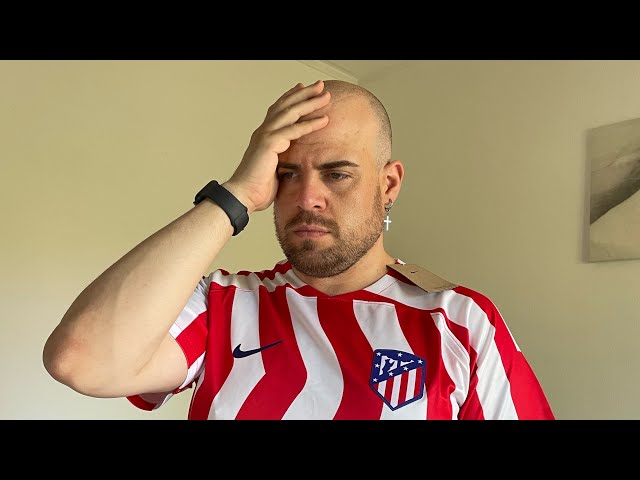 Vídeo relacionado con Atletico de Madrid - Camiseta Oficial 25-26 | J. Álvarez #19 | Primera Equipación | Diseño Profesional Patrocinadores Oficiales | Tallas Adulto y Niño | Unisex (FR/ES, Edad, 8 años, Regular)