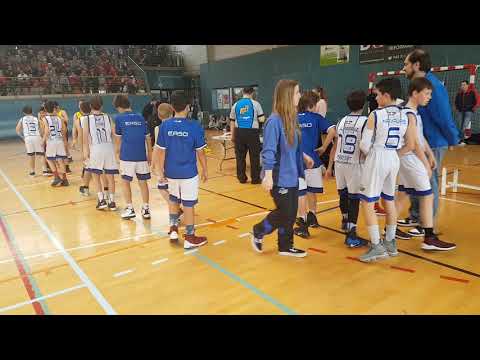 Mini Easo Kopa 2018. Deportividad Easo y Sant Josep al final del partido